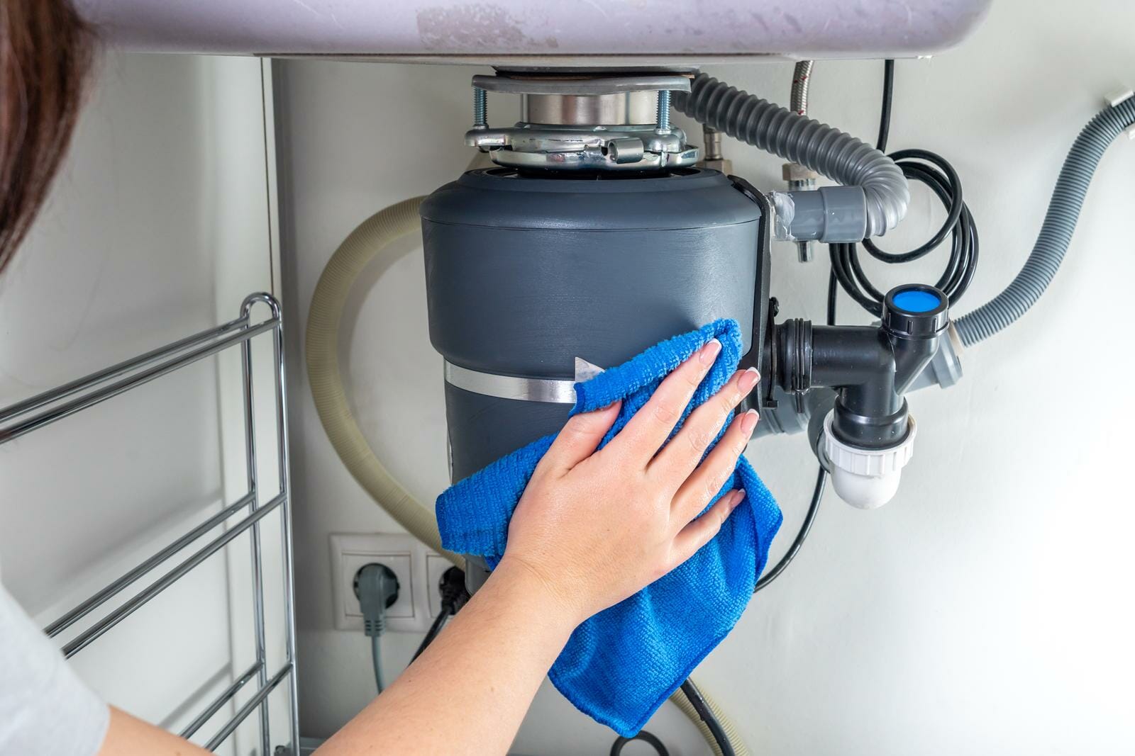can you pour drano down a garbage disposal