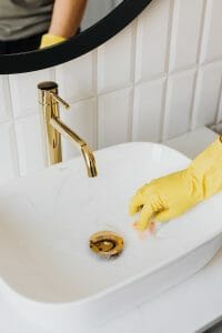 how to remove a kitchen sink that is glued down